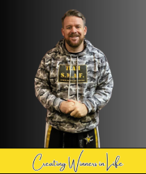 Mark Currie instructor kickboxing